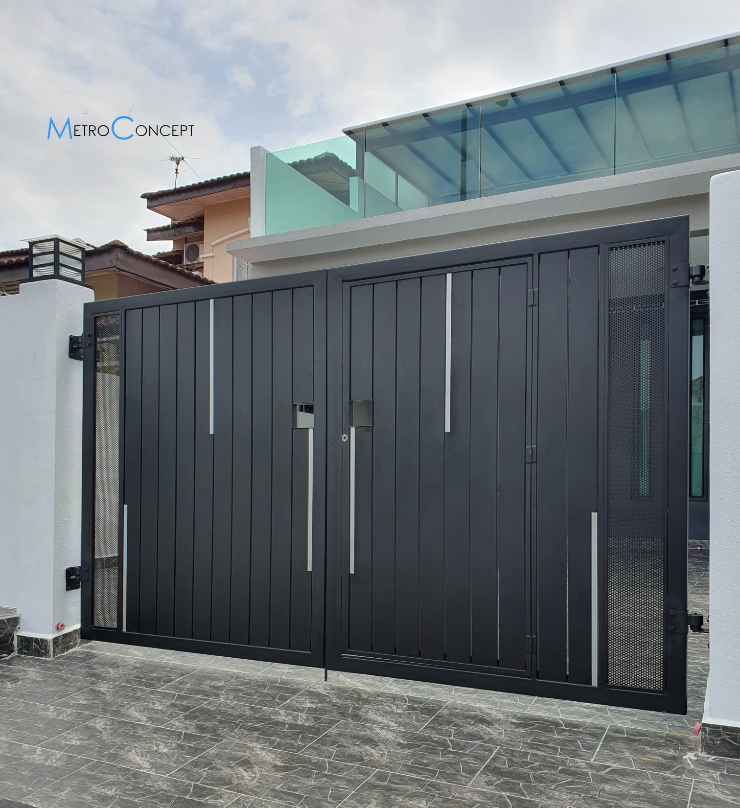 35 Beautiful Front Gate Ideas With Modern Designs